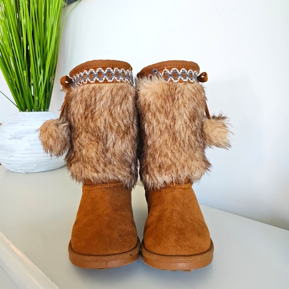 FABKIDS Fur Pom Pom Fuzzy Brown Boots  Braided Accents - Kids, Size 12 - Picture 2 of 16